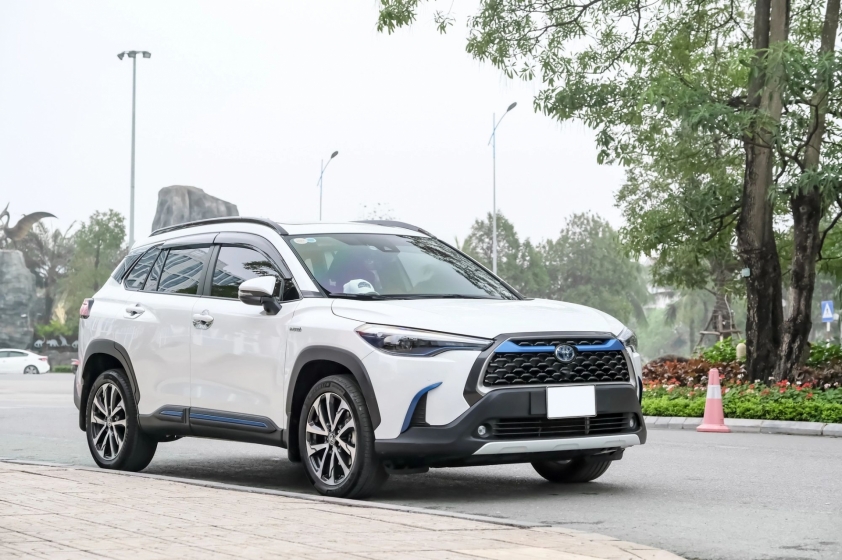 Chi tiết Toyota Corolla Cross 2023 1.8HEV 295765