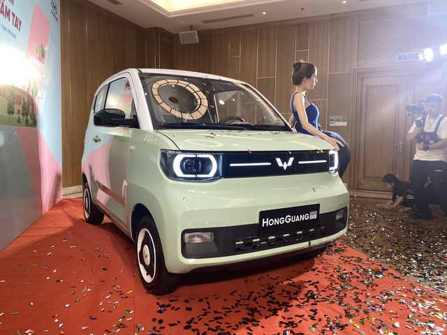 Giá bán, TSKT và đánh giá Wuling Hongguang Mini EV 298117