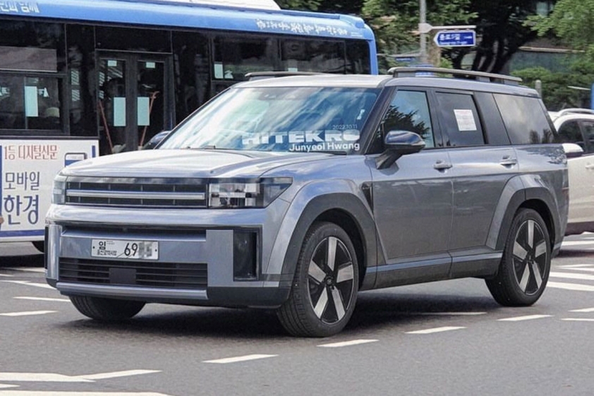 ban-phao-thao-hyundai-santa-fe-2023-1-57