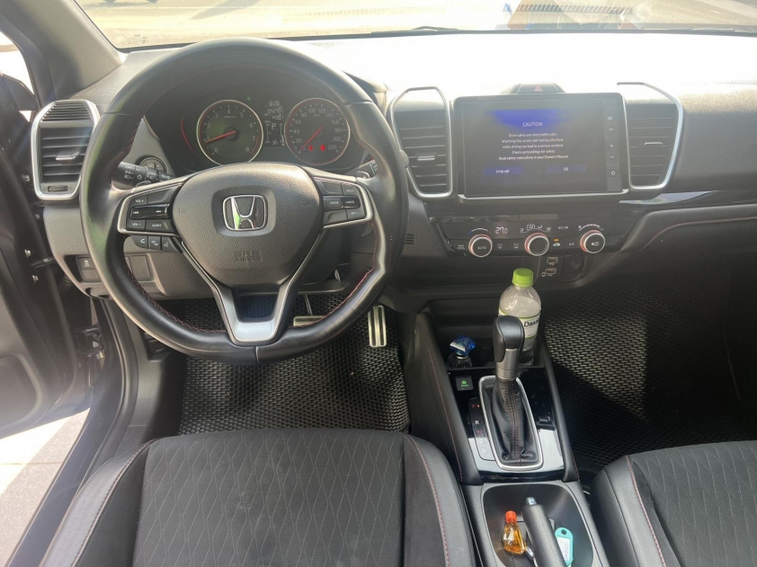 honda-city-cu-giam-gia (4)