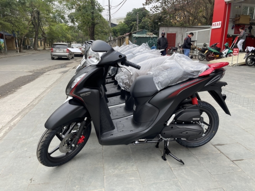 honda-vision-tiep-tuc-duoc-tang-uu-dai-ban-duoi-gia-de-xuat-286883