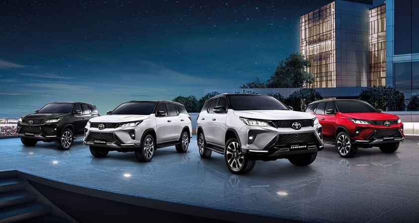 Toyota Fortuner 2023 ra mắt: Nâng cấp trang bị, giá bán tăng nhẹ 310720