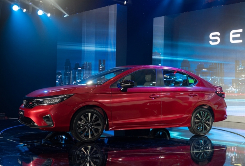 honda-city-2023-vua-ra-mat-viet-nam-so-huu-dieu-gi-dac-biet-khien-gia-ban-tang-nhe-299206