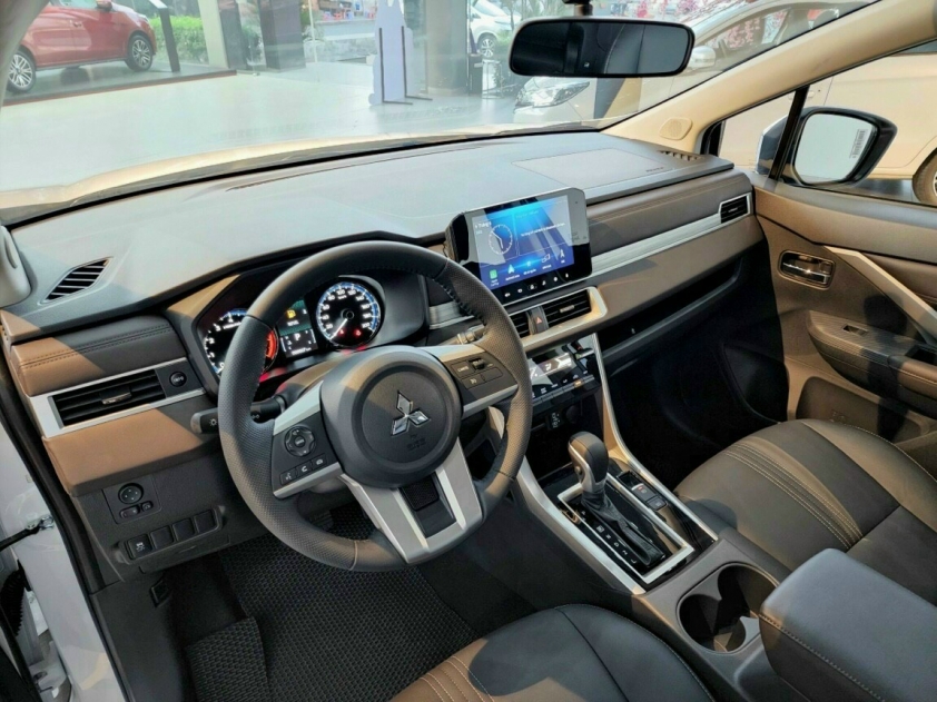 Dẫn đầu thị trường, ‘vua doanh số’ Mitsubishi Xpander vẫn được giảm giá hàng chục triệu đồng 339072