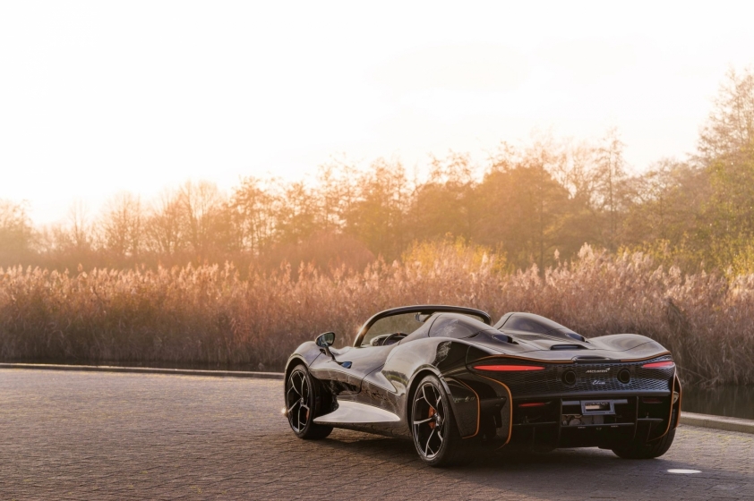 Đại gia Minh Nhựa nhận bàn giao siêu xe ‘độc nhất vô nhị’ McLaren Elva trị giá gần 150 tỷ đồng 340903