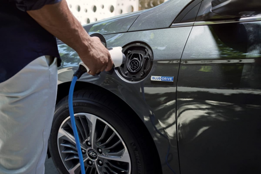 IONIQElectric-1200x800