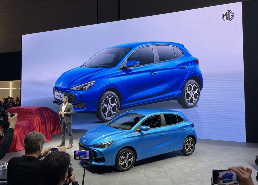 Xe đô thị MG3 trình làng thế hệ mới với công nghệ hybrid vượt xa Nhật Bản? 412205