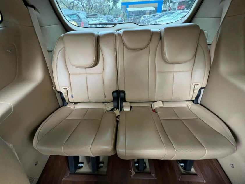 Kia Sedona bản full lăn bánh 8 vạn km bán ‘lỗ’ ngang một chiếc Ford Territory 413783