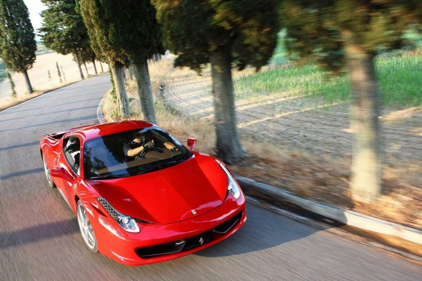 Chủ xe kiện Ferrari vì một vấn đề có thể ‘đe dọa tới tính mạng’ 425376