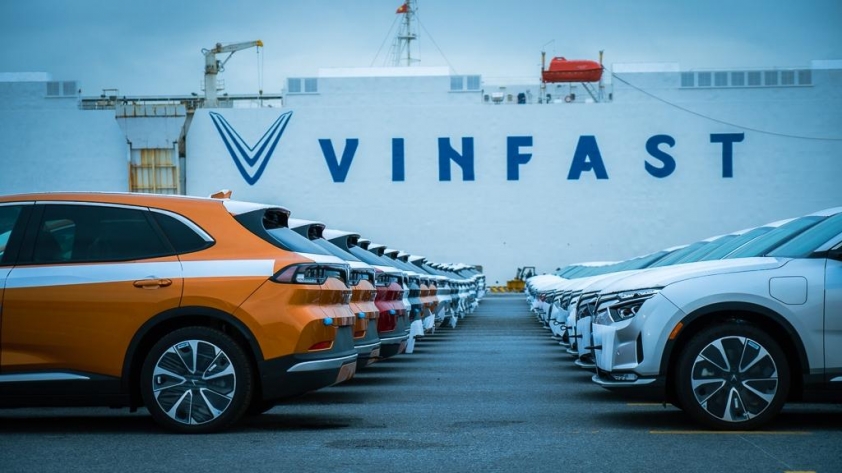 vinfast-vf8thanhnien-3-1675743088959493199027