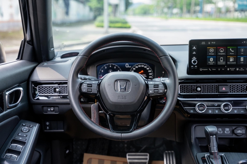 Honda Civic cũ chào bán với giá khó tin sau chỉ 1 năm lăn bánh 458592