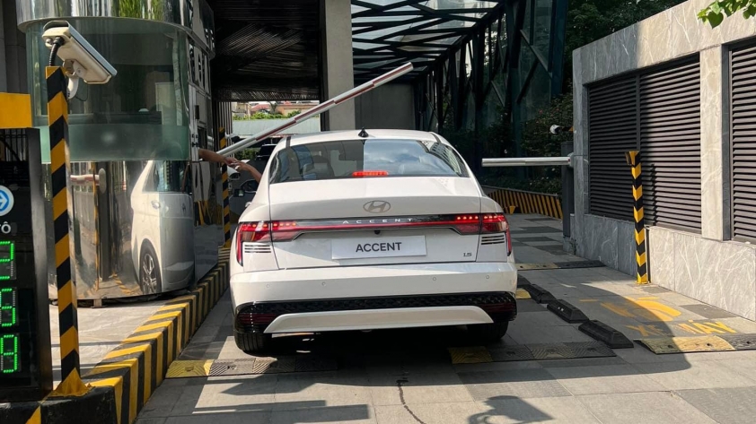 Hyundai Accent 2024 tiếp tục lộ diện ‘không che’ tại Việt Nam trước giờ G ra mắt 470090