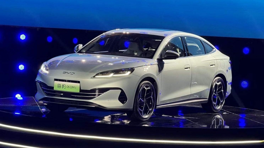 BYD ra mắt công nghệ xe hybrid ‘siêu tiết kiệm xăng’, xô đổ 3 kỷ lục thế giới 471154