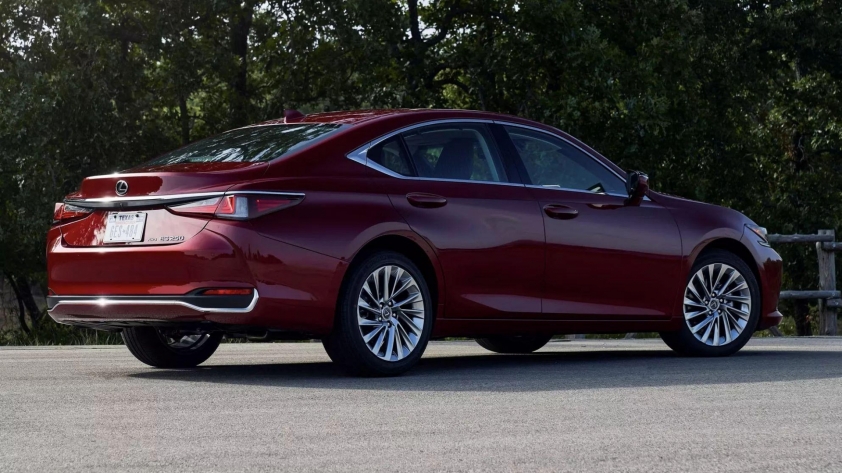 Đây có thể là thiết kế tương lai của Lexus ES 2026? 474107