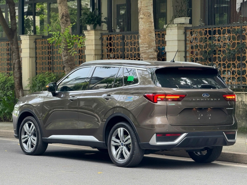 Ford Territory 2023 lăn bánh ‘siêu lướt’ lên sàn xe cũ với giá ngỡ ngàng 517465