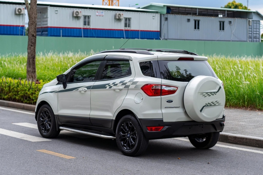 Ford EcoSport 2016 lăn bánh 8 năm được rao bán với giá ngang Kia Morning 517946