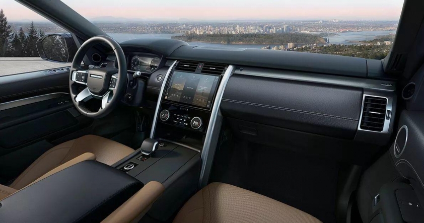 SUV hạng sang Land Rover Discovery sắp ‘lột xác’ thành một chiếc MPV? 519110