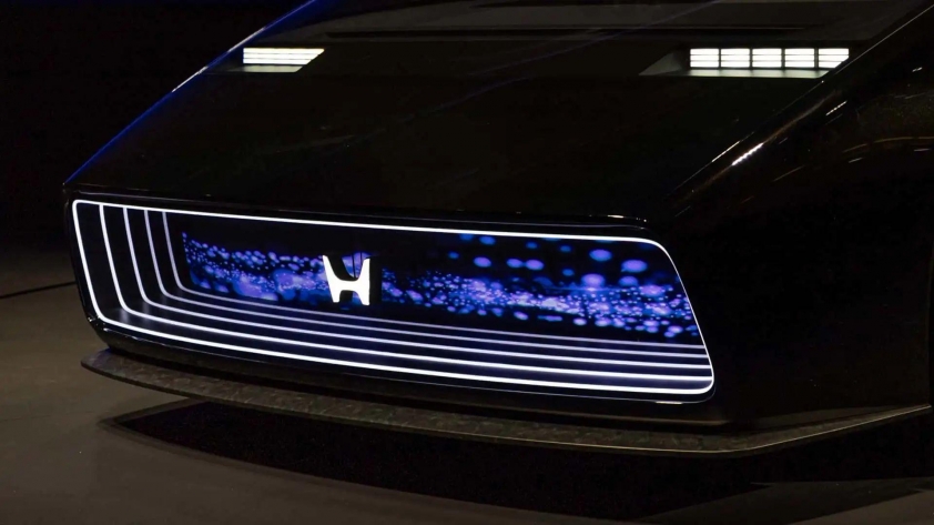 honda-saloon-concept-frontale_result