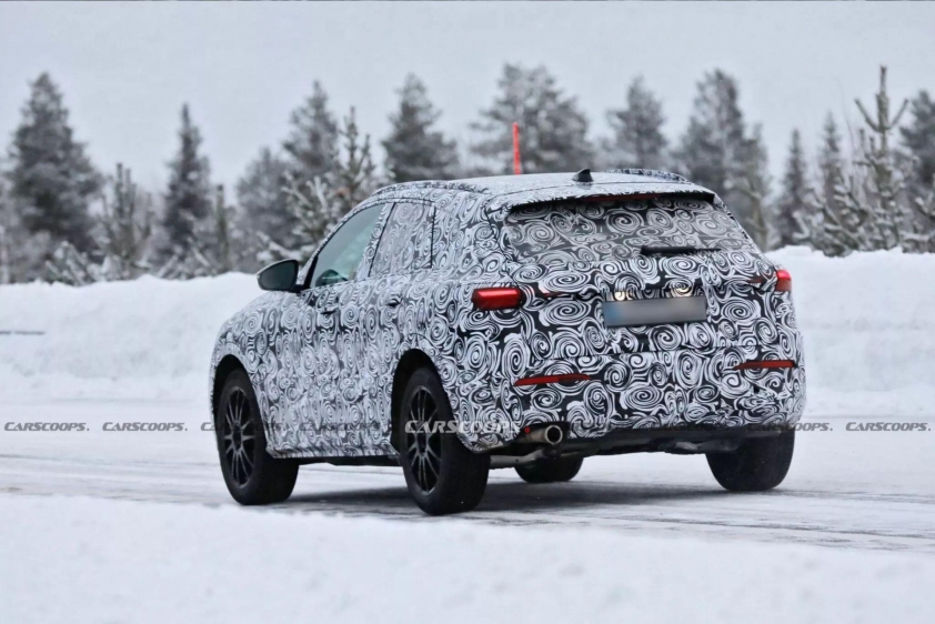 2025-Audi-Q5-Scoop-New-Grille-12-2048x1368_result
