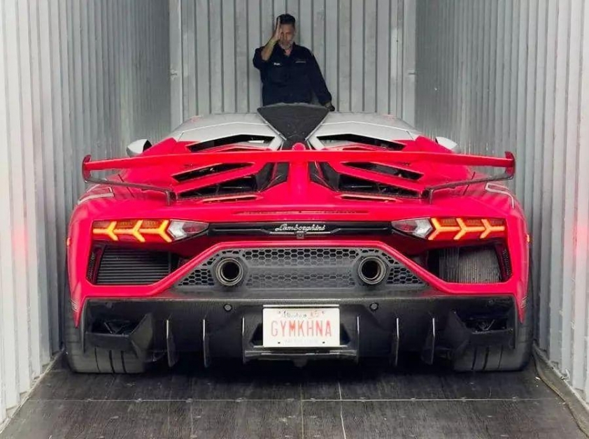 Lamborghini Aventador SVJ - siêu xe ‘hàng hiếm’ hứa hẹn khuấy động hành trình Gumball 3000 520910