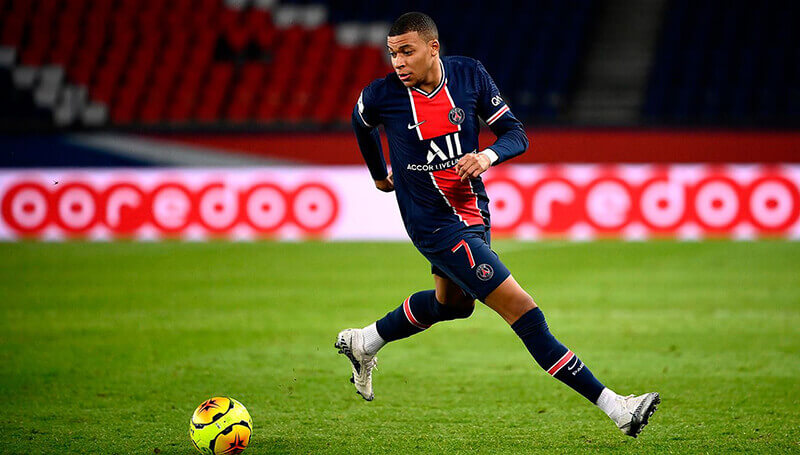 Chuyển nhượng bóng đá 16/7: Sáng tỏ tương lai của Ronaldo, Mbappe muốn đến Real-62735