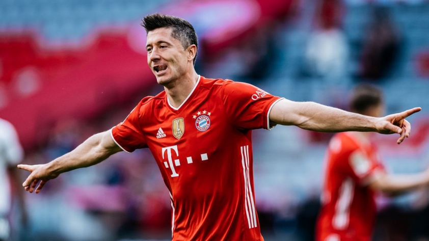 lewandowsi-celebration-fcb
