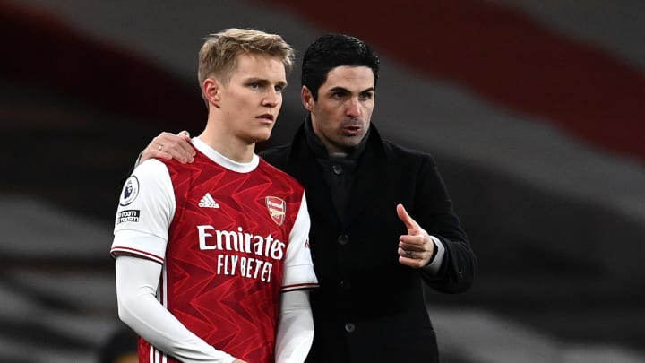 Arsenal-v-Manchester-United---Premier-League-206ffaf34d357d788e88b5dbeb9f8628