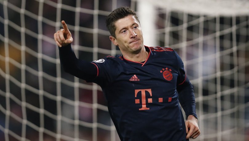Lewandowski-4-gol