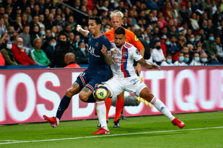 Paris-Saint-Germain-v-Olympique-Lyonnais---Ligue-1-5678cc67a2f3d9dc620bc133af288586