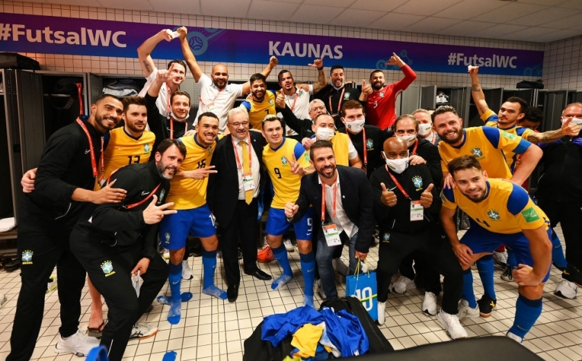 Brazil đang là tập thể đáng sợ ở World Cup Futsal năm nay