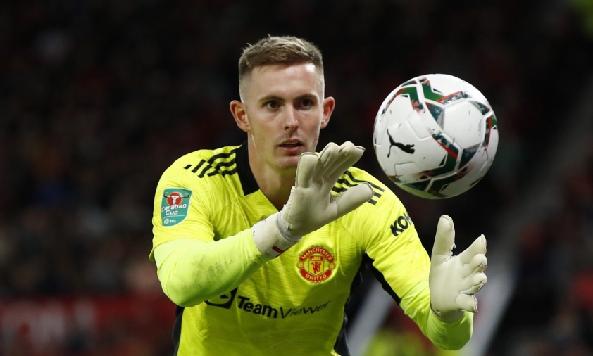 Dean-Henderson-playing-for-Manchester-United-against-West-Ham-in-the-Carabao-Cup-at-Old-Trafford