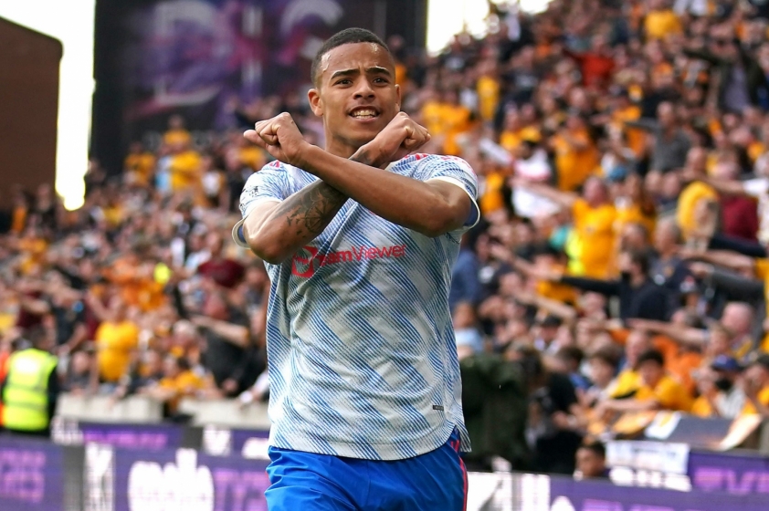 SOCCER20Wolves20181404