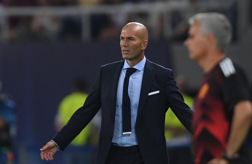 Chuyển nhượng bóng đá 9/2: Zidane chốt ‘bến đỗ trong mơ’, MU ký trung vệ La Liga? 109874