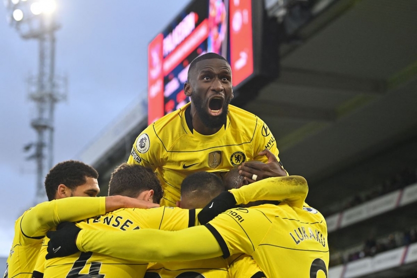 rudiger-den-mu-thay-the-maguire