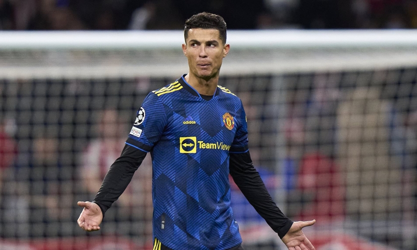 ronaldo-roi-mu-gia-nhap-psg