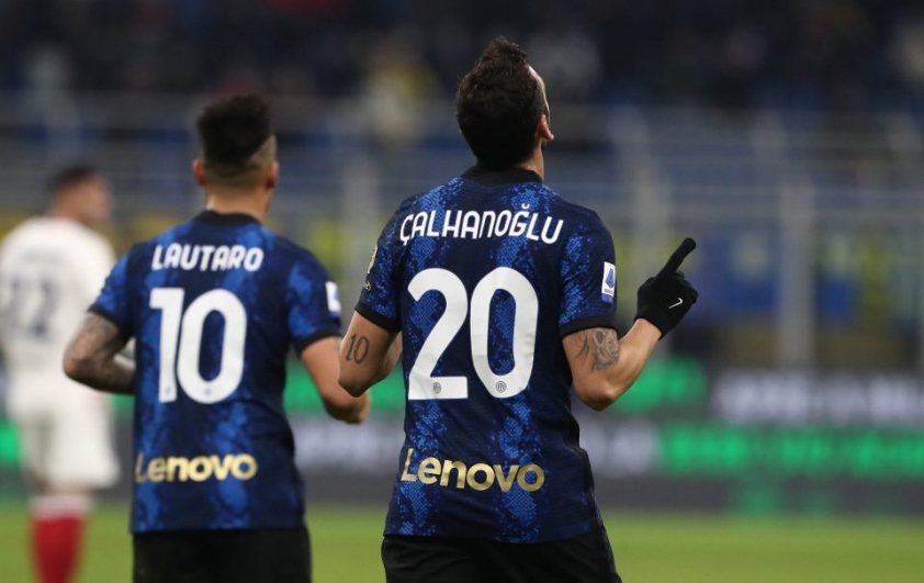 Hakan-Calhanoglu-inter-milan-mu