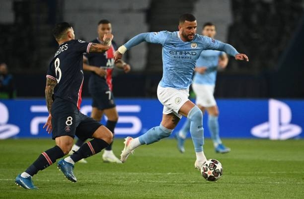 Cầu thủ PSG bị chỉ trích thậm tệ bởi người cũ của Arsenal