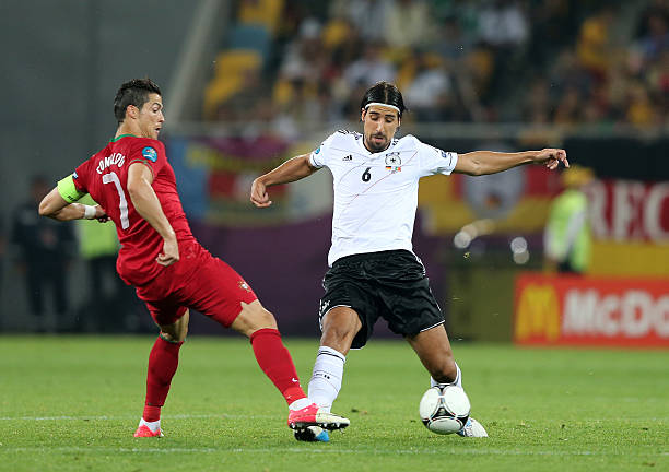 Nhà vô địch World Cup 2014 bất ngờ tuyên bố giải nghệ