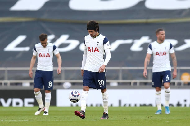 Tottenham có nguy cơ phải đá giải hạng 3