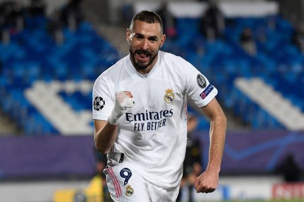 Benzema hé lộ tương lai Zidane tại Real
