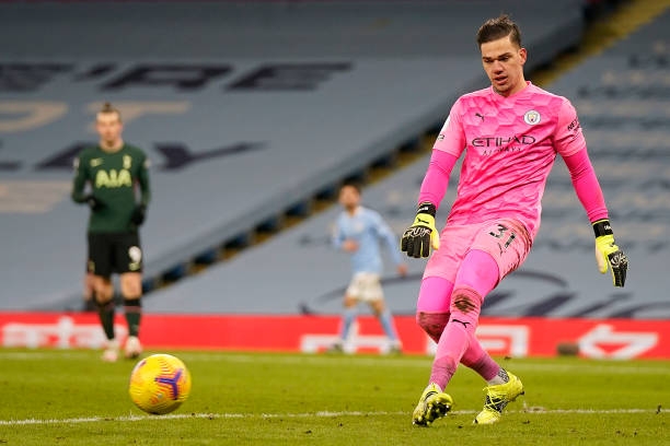 Pep bí mật giao ‘nhiệm vụ đặc biệt’ cho Ederson ở chung kết C1