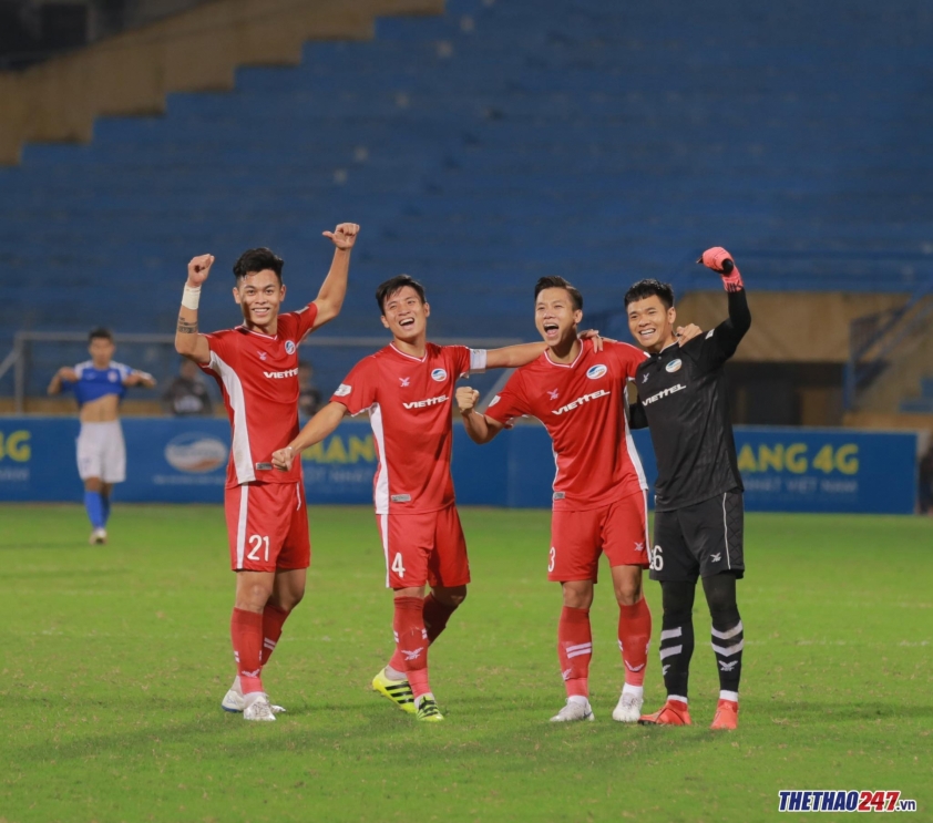 chuyen-nguoi-gac-den-dua-viettel-len-dinh1604897982-173101-1