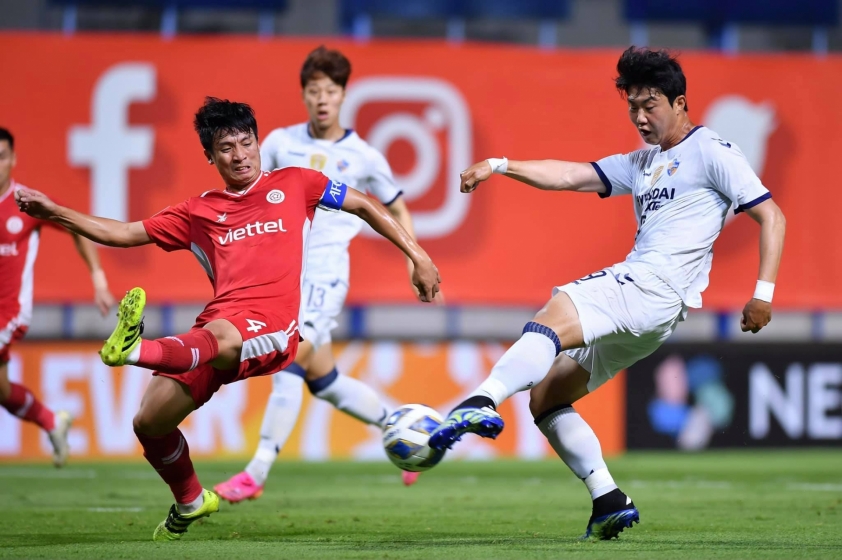 Trực tiếp Viettel 0-0 Ulsan Hyundai: Hấp dẫn và kịch tính-57968