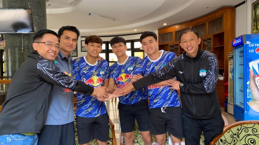 Kiatisak làm điều đặc biệt cho U23 Việt Nam, Thái Lan 'đứng ngồi không yên' 113525Kiatisak làm điều đặc biệt cho U23 Việt Nam, Thái Lan 'đứng ngồi không yên' 113525