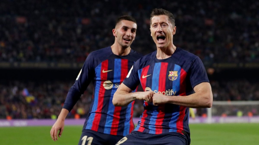 Barcelona chơi lớn, quyết thâu tóm 3 sao khủng từ Man City 255608