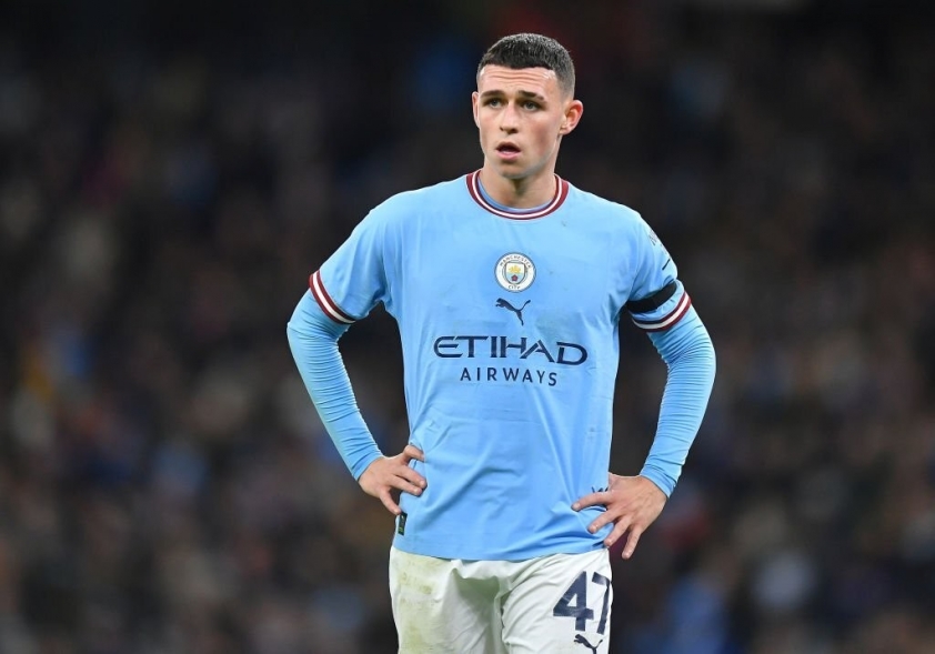 man-city-nhan-tin-khong-vui-tu-phil-foden-1680269053.jpg