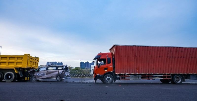 GAC Trumpchi M8 được cho thử nghiệm va chạm với xe tải nặng 8,6 tấn, kết quả rất khả quan 280608