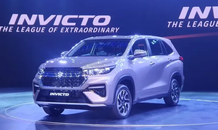 Maruti-Suzuki-Invicto-front-2