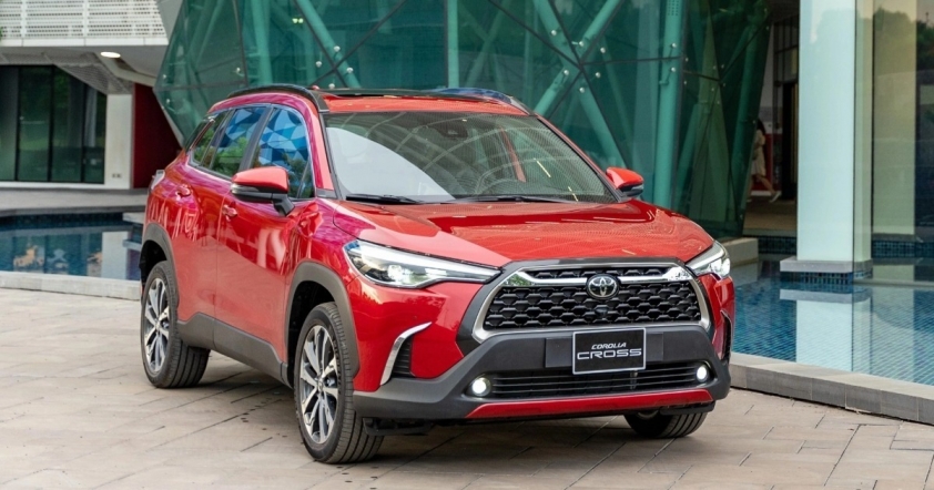 toyota-corolla-cross-giam-gia-to