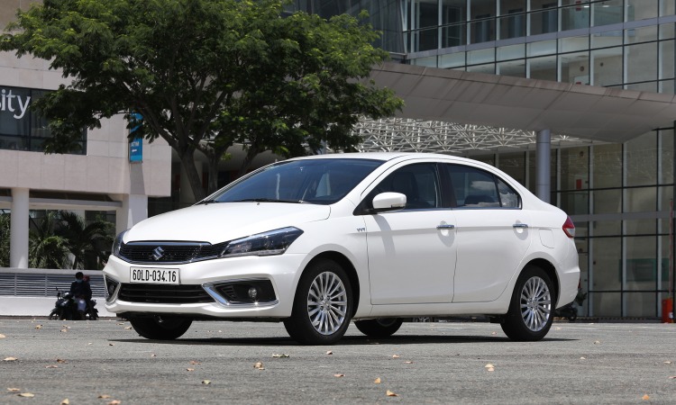 Điểm mặt 5 mẫu sedan giảm giá